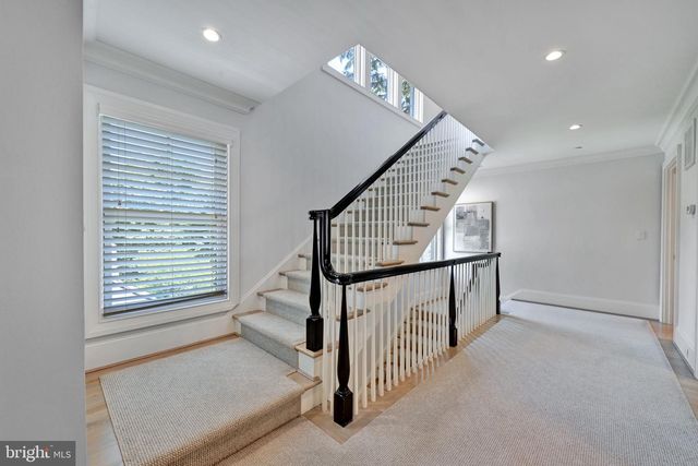 6517 BARNABY ST NW, Washington, DC 20015