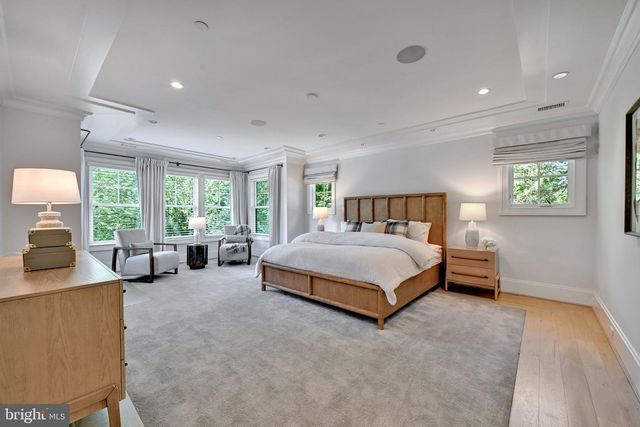 6517 BARNABY ST NW, Washington, DC 20015
