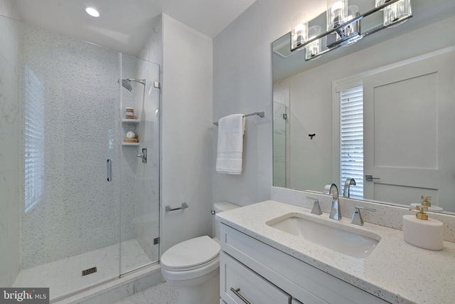 6517 BARNABY ST NW, Washington, DC 20015