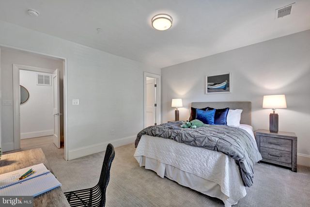 6517 BARNABY ST NW, Washington, DC 20015