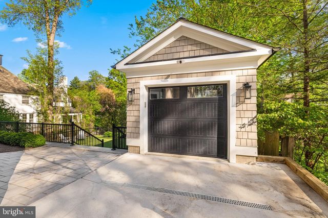 6517 BARNABY ST NW, Washington, DC 20015