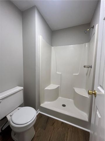 5843 Summerglen Lane, Atlanta, GA 30349