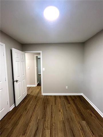 5843 Summerglen Lane, Atlanta, GA 30349