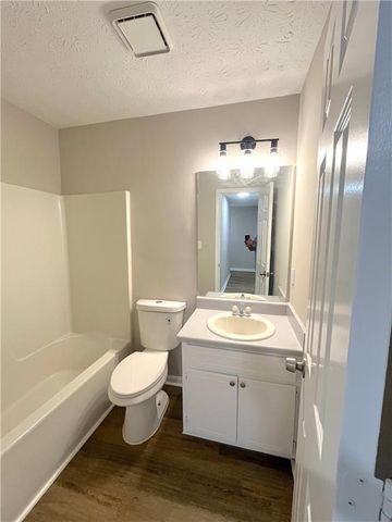 5843 Summerglen Lane, Atlanta, GA 30349