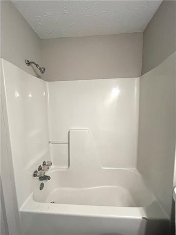 5843 Summerglen Lane, Atlanta, GA 30349