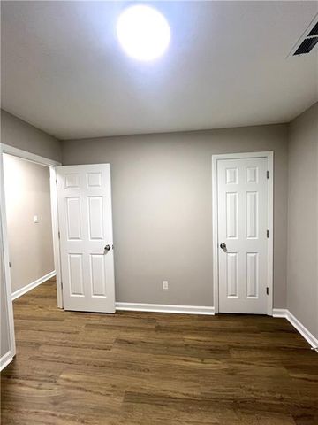 5843 Summerglen Lane, Atlanta, GA 30349