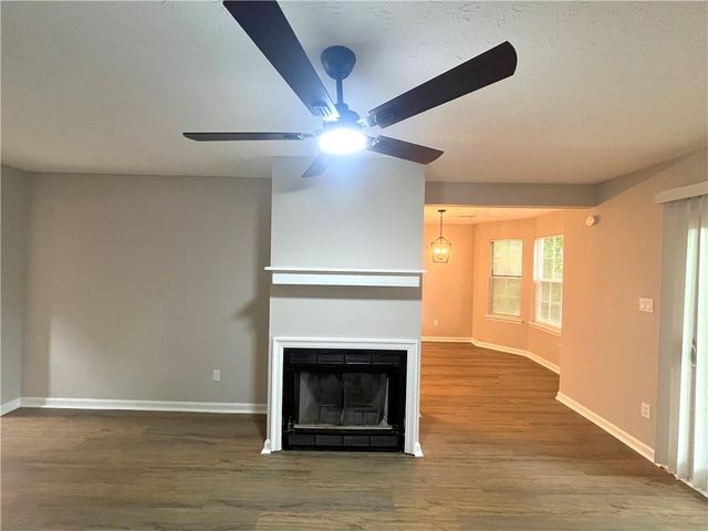 5843 Summerglen Lane, Atlanta, GA 30349