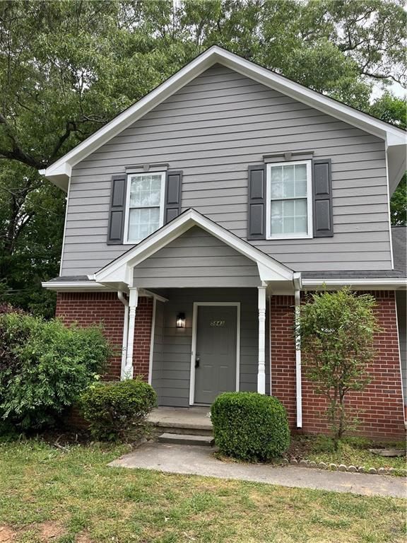 5843 Summerglen Lane, Atlanta, GA 30349