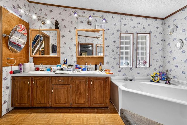 16435 SWEETWATER ROAD, Dade City, FL 33523