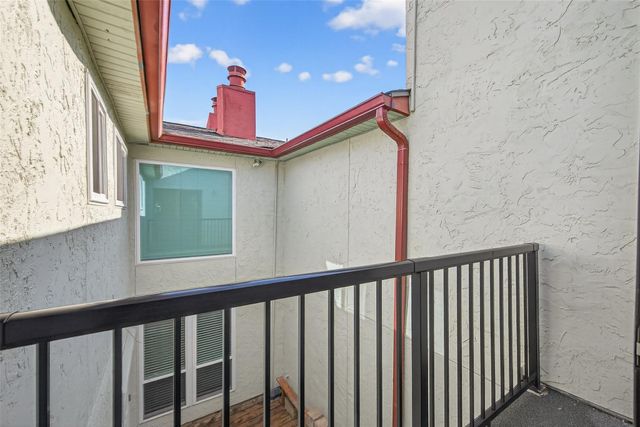 11311 Harwin Drive 30, Houston, TX 77072