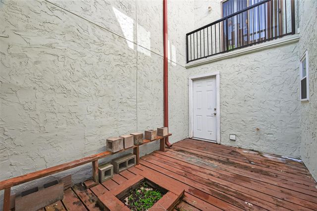 11311 Harwin Drive 30, Houston, TX 77072