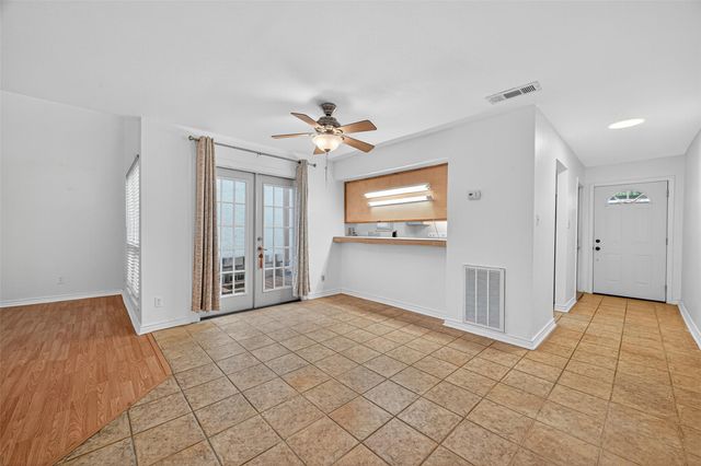 11311 Harwin Drive 30, Houston, TX 77072
