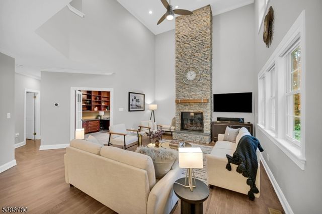 3 Brook Ridge Ct, Cedar Grove Twp., NJ 07009