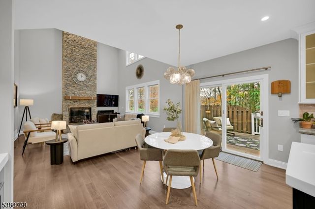 3 Brook Ridge Ct, Cedar Grove Twp., NJ 07009