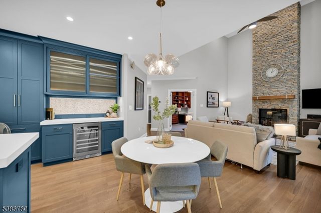 3 Brook Ridge Ct, Cedar Grove Twp., NJ 07009