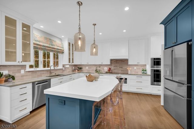 3 Brook Ridge Ct, Cedar Grove Twp., NJ 07009