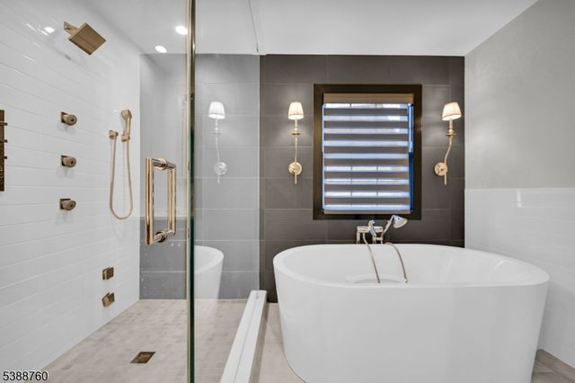 3 Brook Ridge Ct, Cedar Grove Twp., NJ 07009