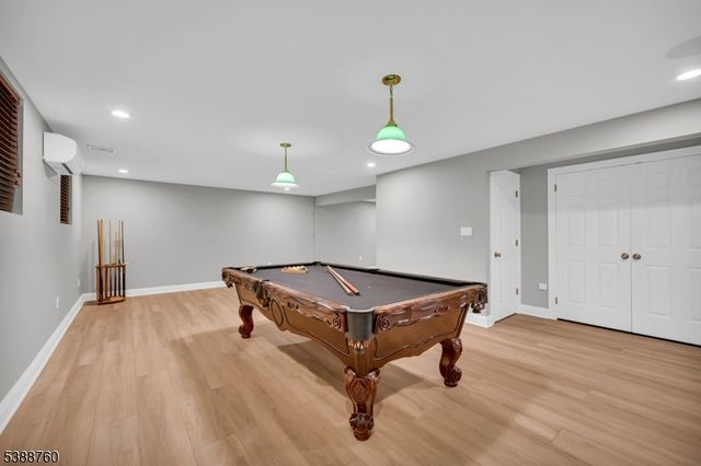 3 Brook Ridge Ct, Cedar Grove Twp., NJ 07009