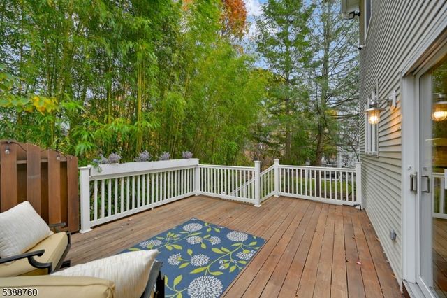 3 Brook Ridge Ct, Cedar Grove Twp., NJ 07009