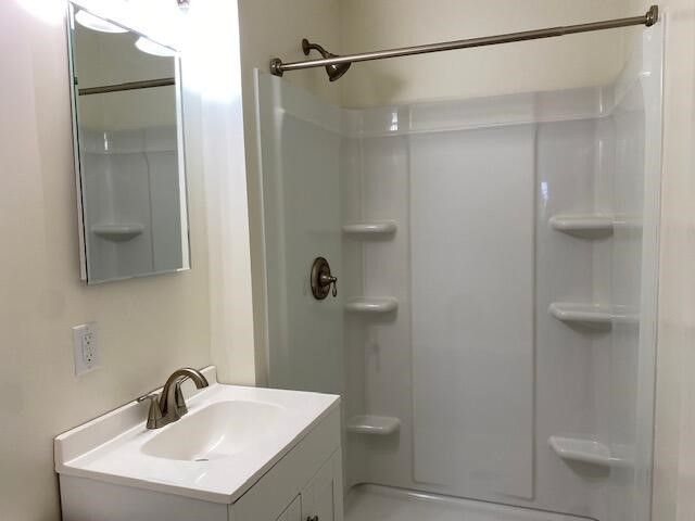 201 Swedish Drive, Battle Creek, MI 49037