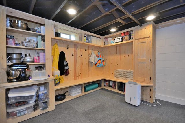 4635 S 50th STREET, Greenfield, WI 53220