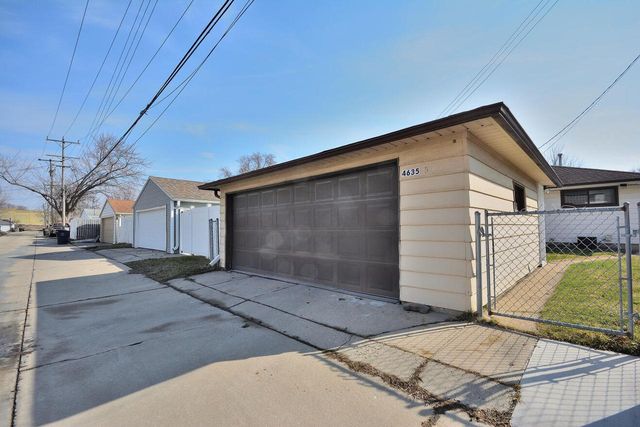 4635 S 50th STREET, Greenfield, WI 53220