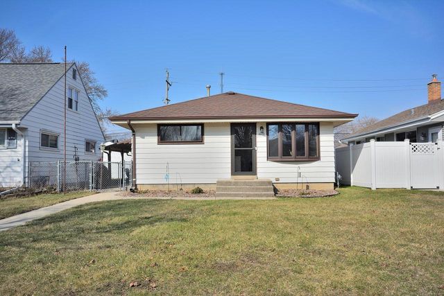 4635 S 50th STREET, Greenfield, WI 53220