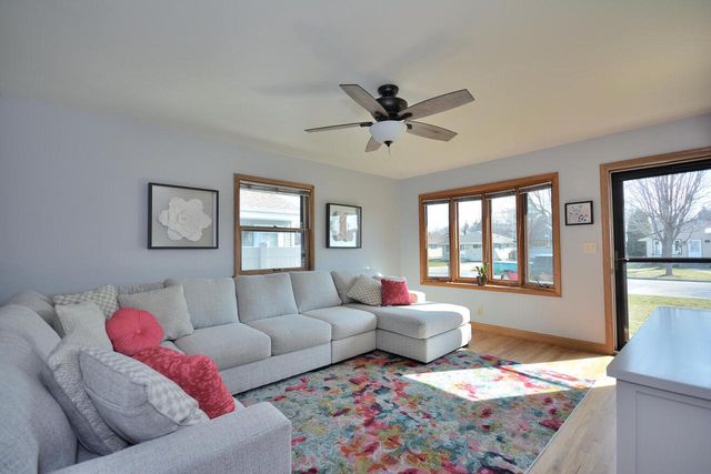 4635 S 50th STREET, Greenfield, WI 53220