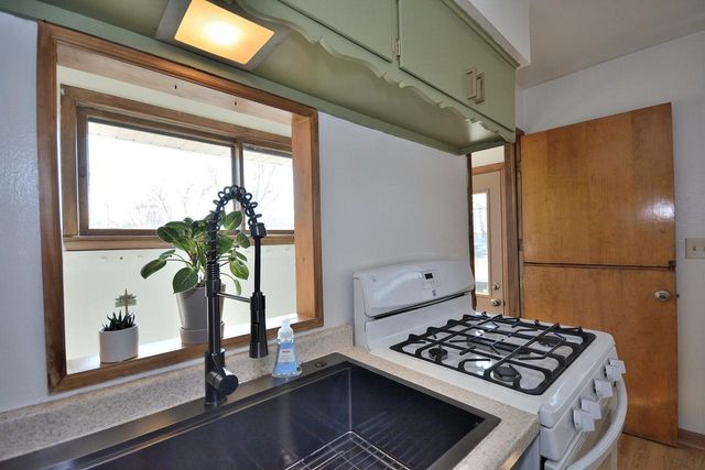 4635 S 50th STREET, Greenfield, WI 53220