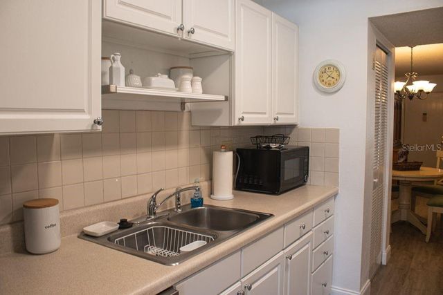 10037 N 62ND TERRACE N 19, St Petersburg, FL 33708