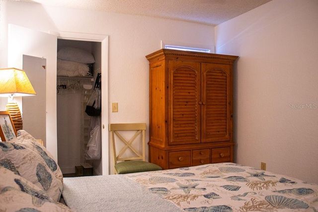 10037 N 62ND TERRACE N 19, St Petersburg, FL 33708