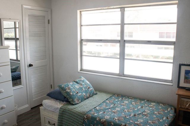 10037 N 62ND TERRACE N 19, St Petersburg, FL 33708