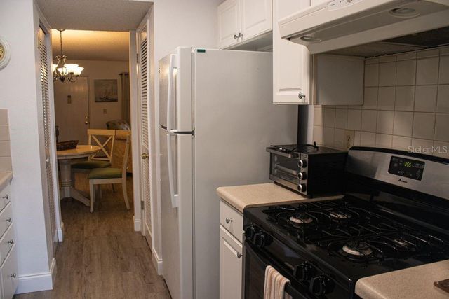 10037 N 62ND TERRACE N 19, St Petersburg, FL 33708