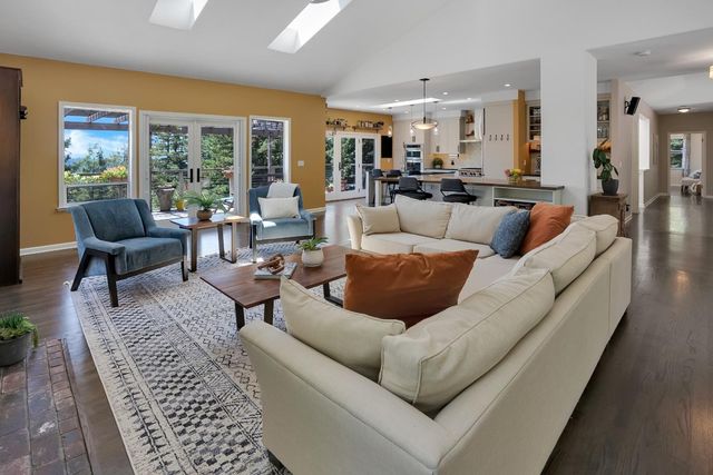 23695 Hutchinson Road, Los Gatos, CA 95033