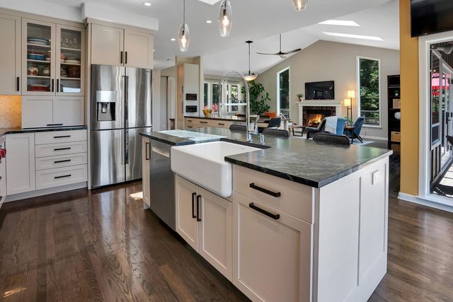23695 Hutchinson Road, Los Gatos, CA 95033