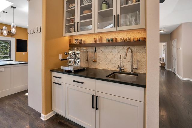 23695 Hutchinson Road, Los Gatos, CA 95033