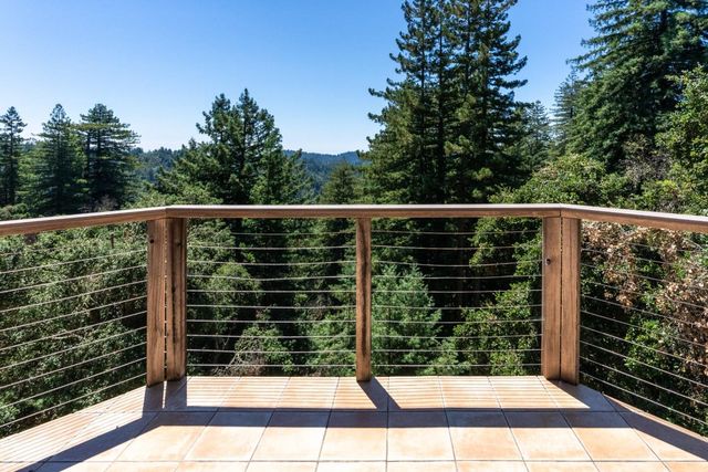 23695 Hutchinson Road, Los Gatos, CA 95033