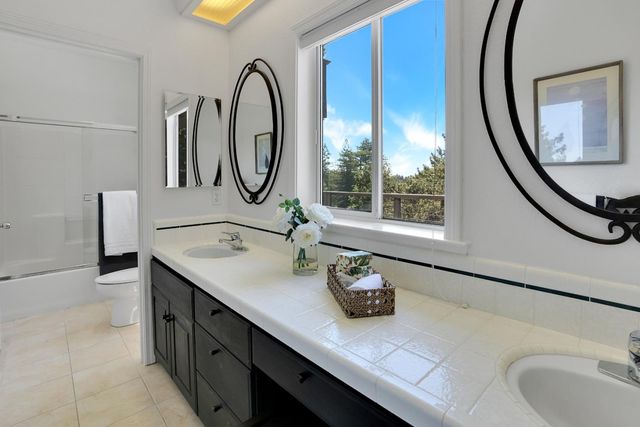 23695 Hutchinson Road, Los Gatos, CA 95033