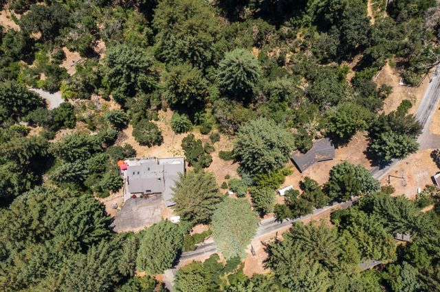 23695 Hutchinson Road, Los Gatos, CA 95033