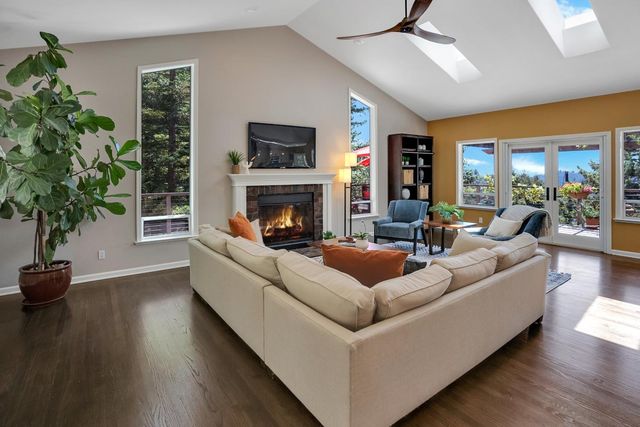23695 Hutchinson Road, Los Gatos, CA 95033