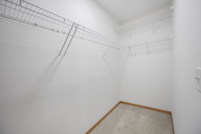 881 N Swift Road 203, Addison, IL 60101