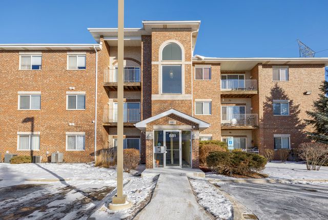 881 N Swift Road 203, Addison, IL 60101