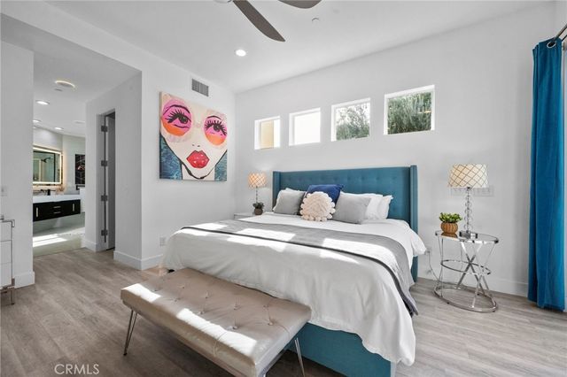 2461 N Junipero Avenue, Palm Springs, CA 92262