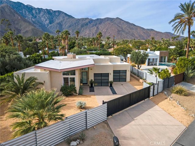 2461 N Junipero Avenue, Palm Springs, CA 92262