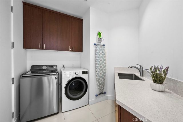 2461 N Junipero Avenue, Palm Springs, CA 92262