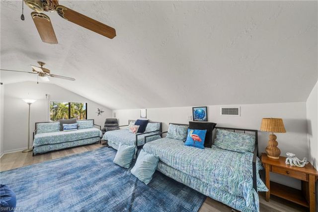 2617 SE 23rd AVE, Cape Coral, FL 33904