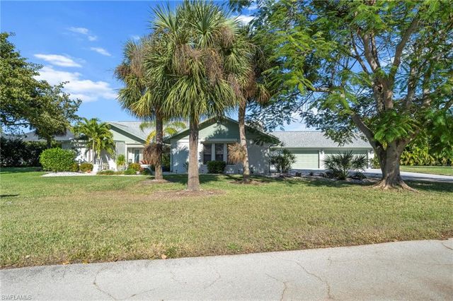 2617 SE 23rd AVE, Cape Coral, FL 33904