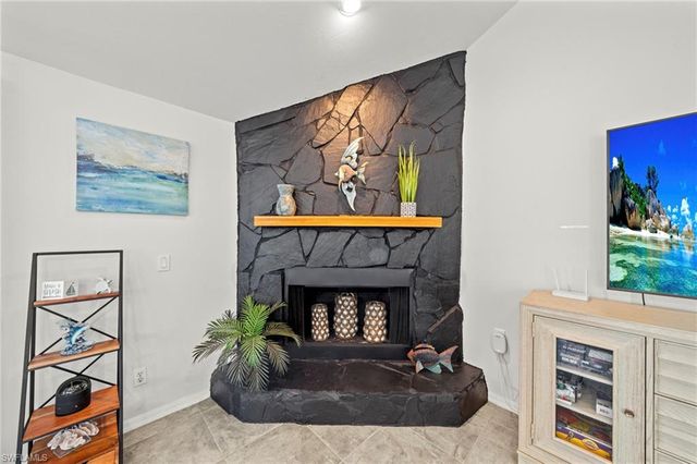 2617 SE 23rd AVE, Cape Coral, FL 33904