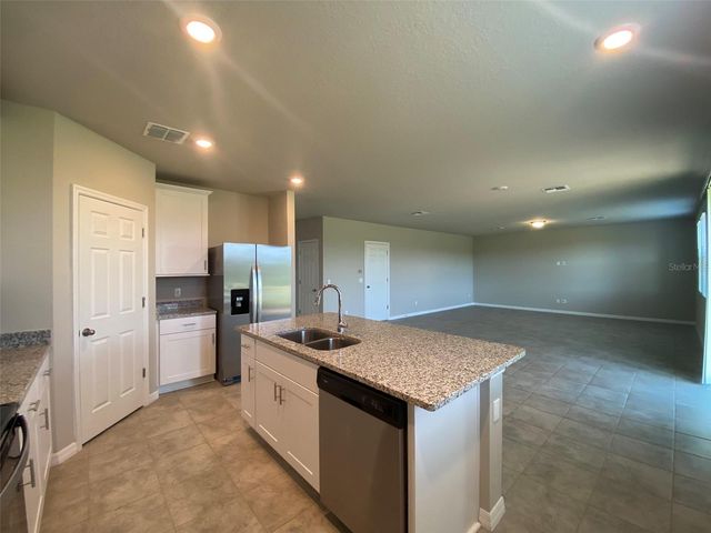 461 WHISTLING DUCK TRAIL, St Cloud, FL 34771