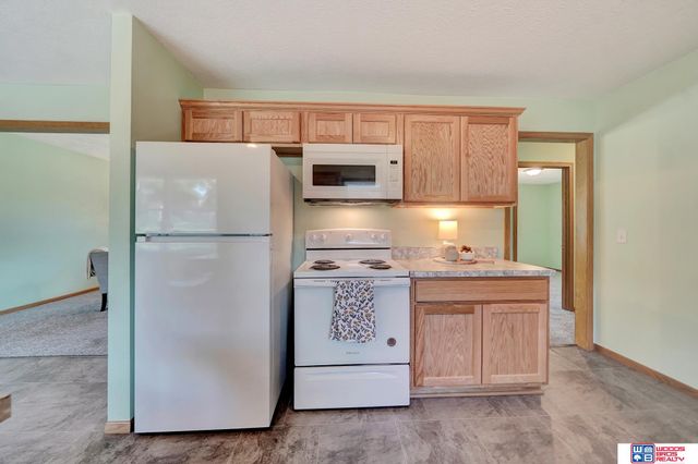 1105 Surfside Drive, Lincoln, NE 68528